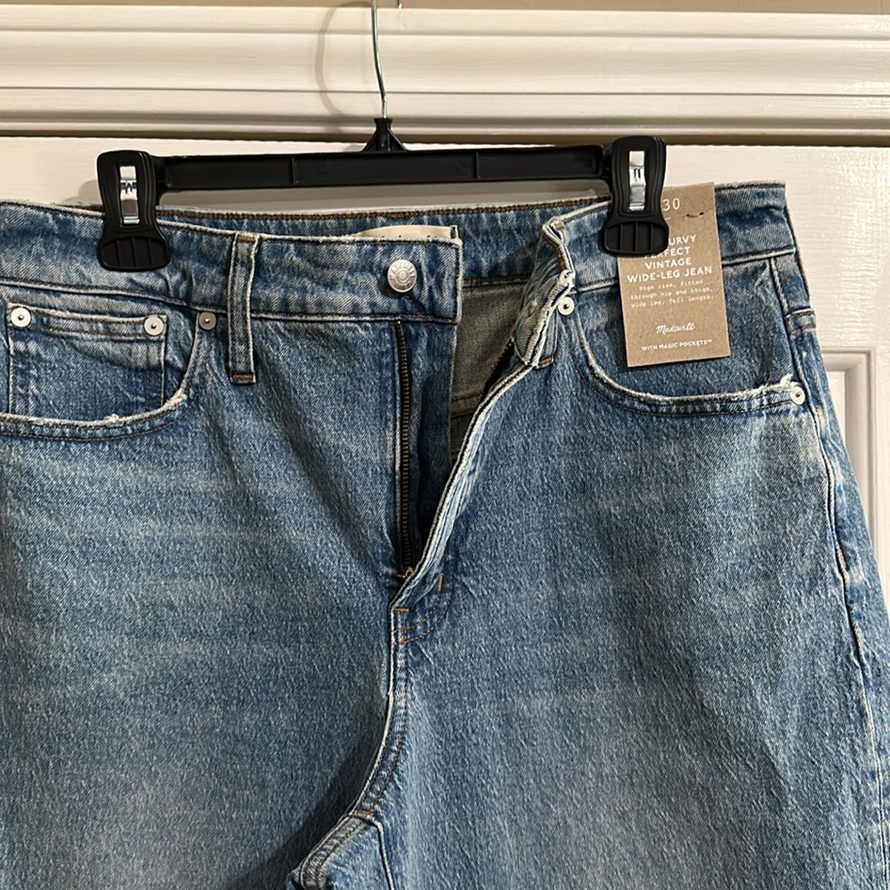 Madewell The Curvy Perfect Vintage Wide-Leg Jean in Enmore Wash - Picture 8 of 11